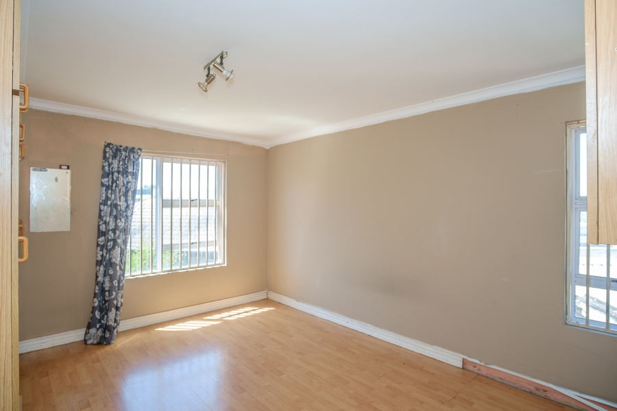 5 Bedroom Property for Sale in Ferness Estate Western Cape